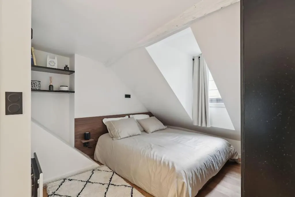 شقة Duplex Parisien Pres Du Louvre
