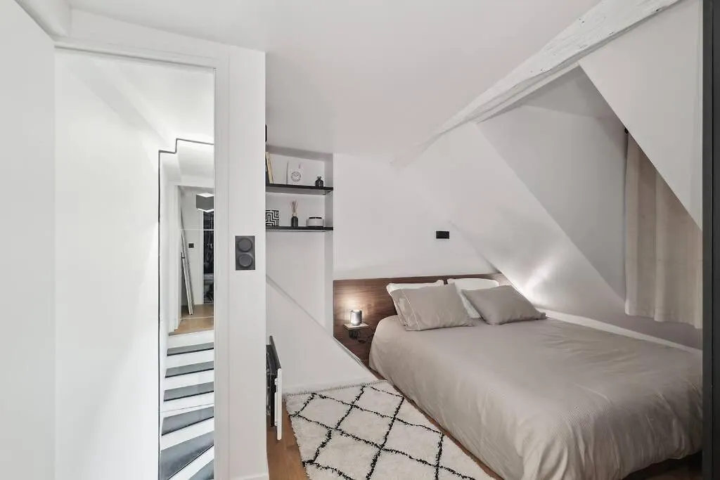 شقة Duplex Parisien Pres Du Louvre